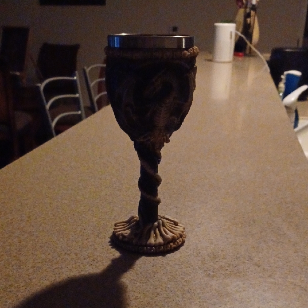 - Medievel Dragon Goblet with Intricate Design - Picture 5 of 7